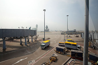 China直男飛機GayXX：航空新主題，文化大不同