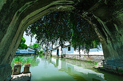 17歲日本電影免費粵語劇情解析：青春成長：粵語電影《17歲》溫情演繹