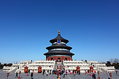 AI一鍵裸體免費(fèi)：科技突破！圖片處理新利器引關(guān)注