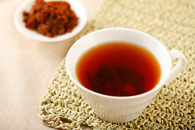 69黃色視頻：短視頻游戲新潮來(lái)襲，娛樂(lè)挑戰(zhàn)兩不誤