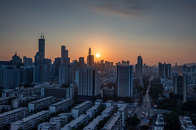 30歲人妻少婦69XX：職場賢妻，公益達(dá)人，她如何兼顧？-5