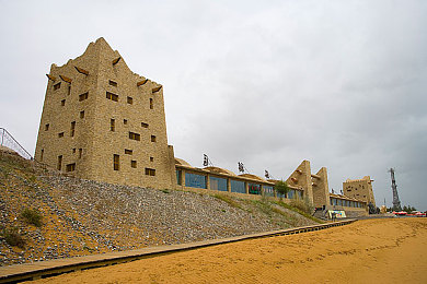 Gay男男網(wǎng)站18：游戲新平臺：社交樂趣全球暢享-4